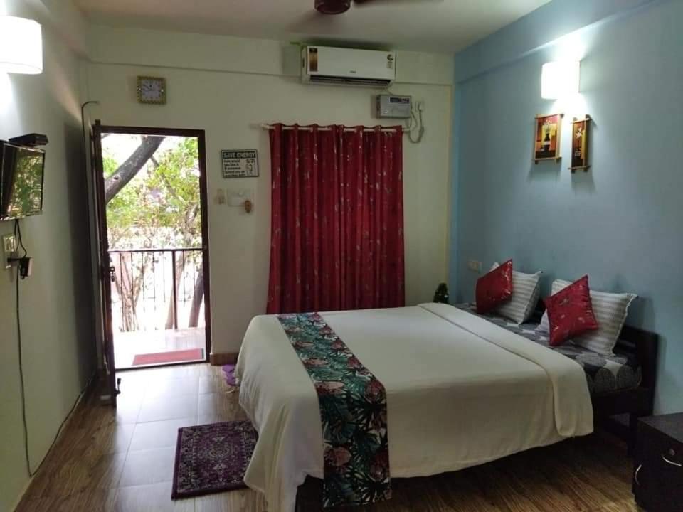 Spectrum Hub Beach Side Studio Apartment - Candolim - Goa Exterior photo